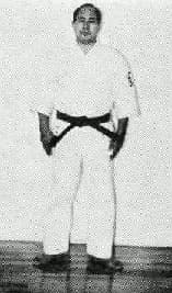 Hachiji Dachi — front view